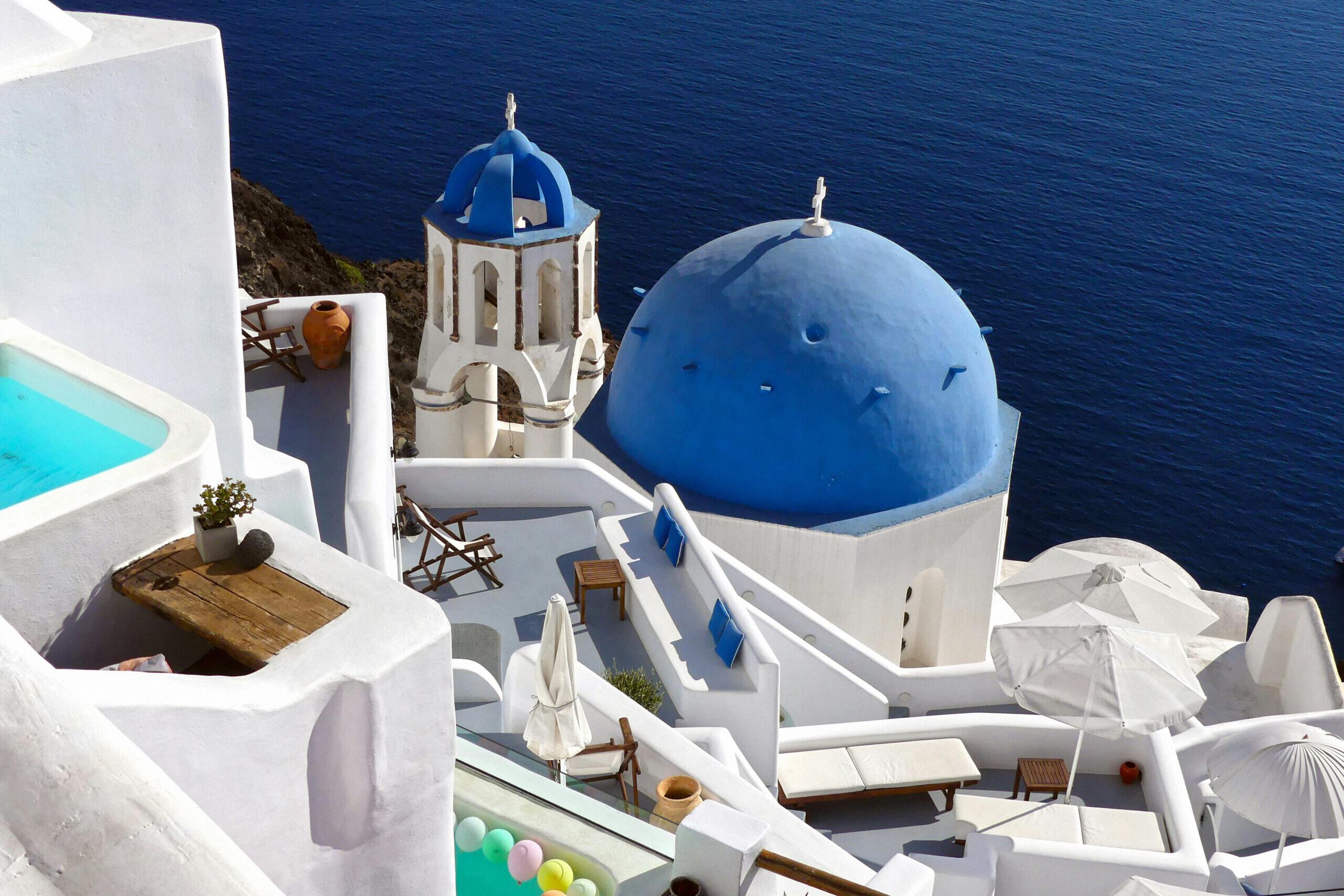 Làng Fira – Trung tâm sôi động của Santorini