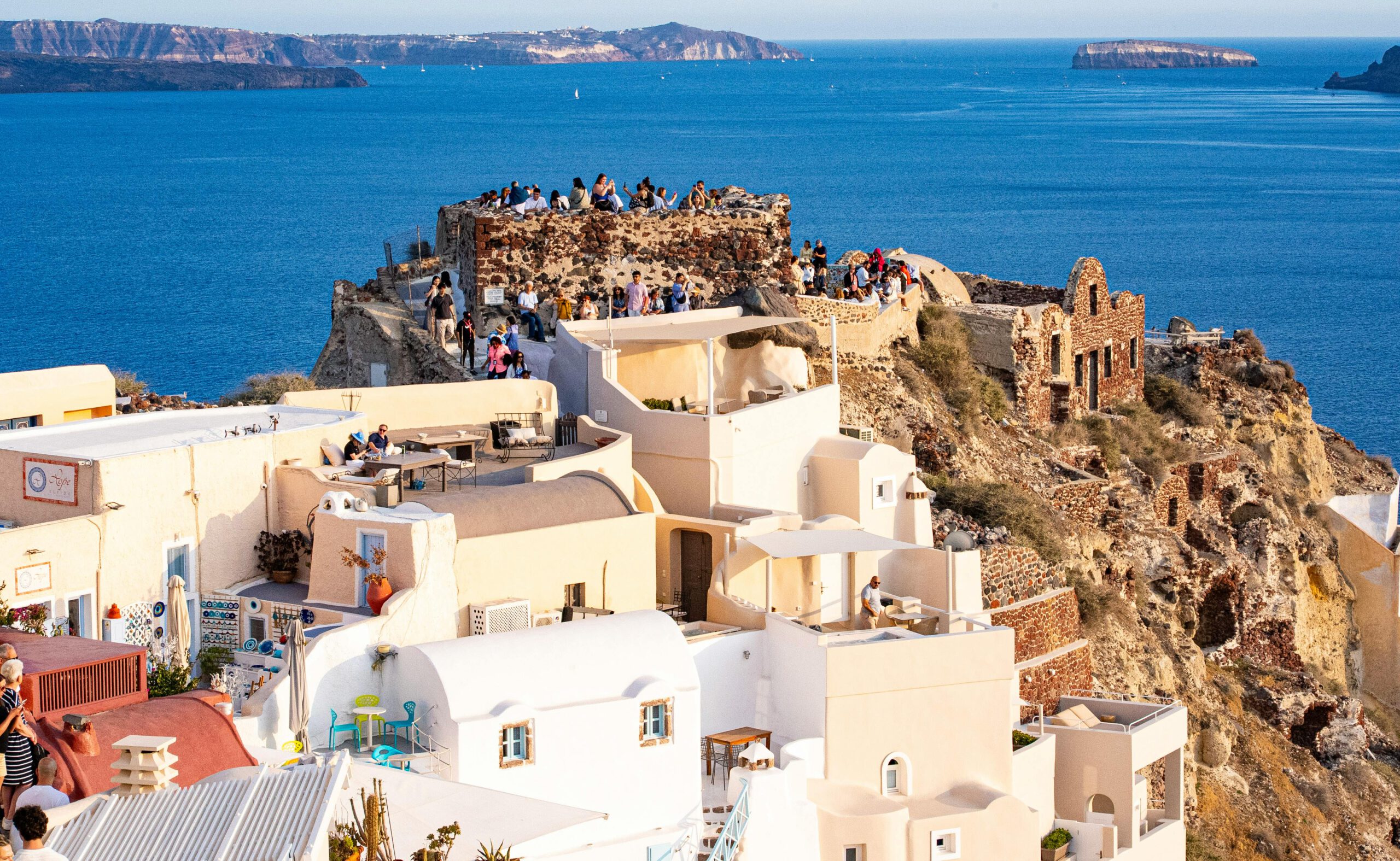 Checklist chuẩn bị hành lý du lịch Hy Lạp – Bí kíp gọn nhẹ, đầy đủ